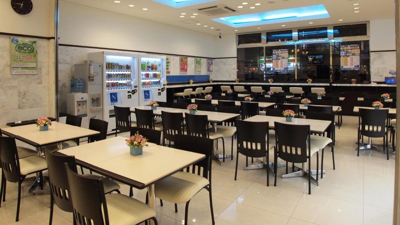 Toyoko Inn Tokyo Akiba Asakusabashi-Eki Higashi-Guchi Buitenkant foto