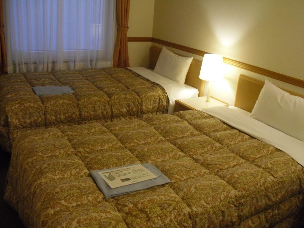 Toyoko Inn Tokyo Akiba Asakusabashi-Eki Higashi-Guchi Buitenkant foto